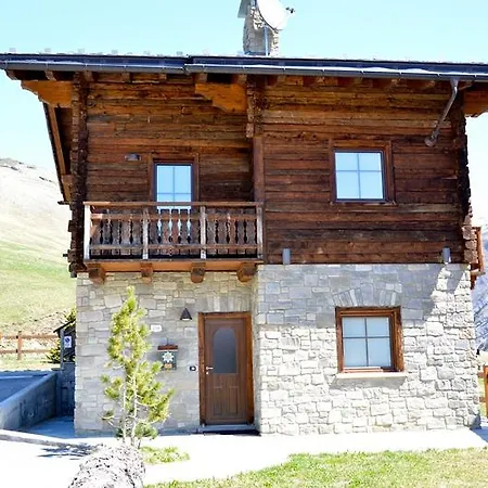 Pianeta Oro Avamposto Meteo Apartment Livigno Exterior photo